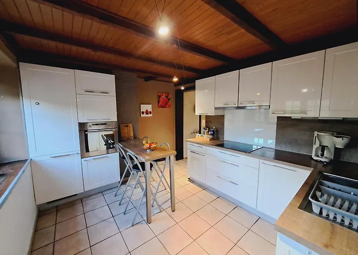 Al Fontaine Hébergement de vacances La-Roche-en-Ardenne